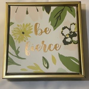 6x 6 inch hangable decor